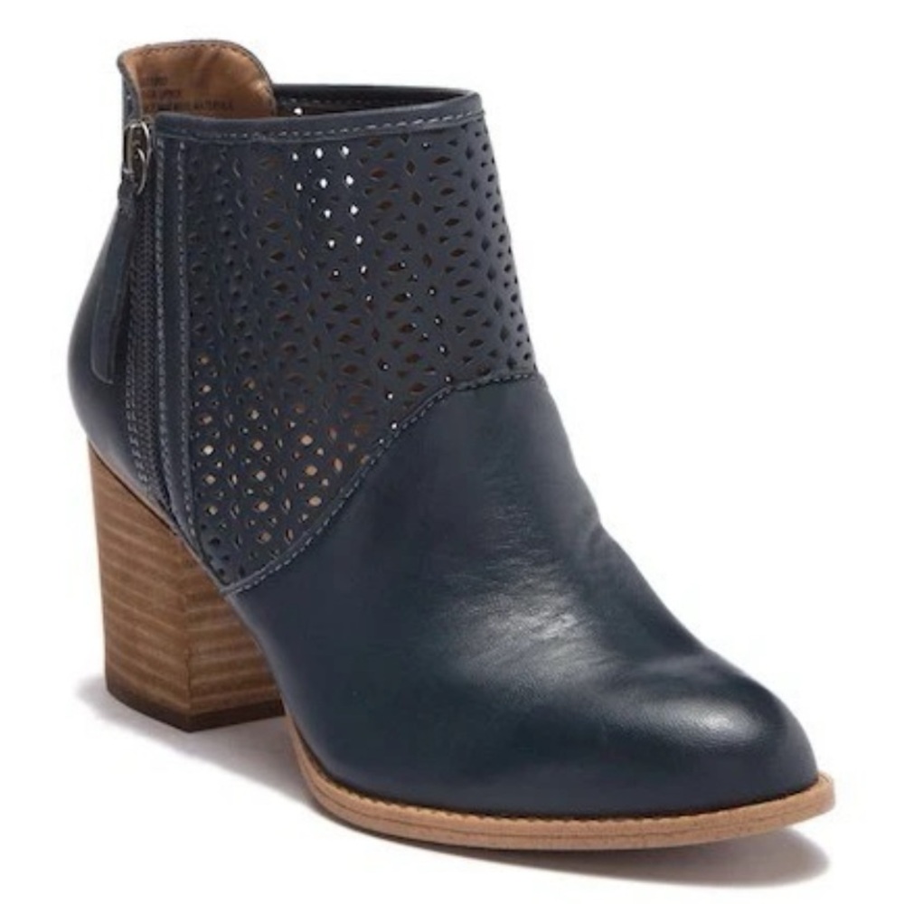 Sofft Westley Blue Leather Heeled Ankle Boots Sz 8 New!